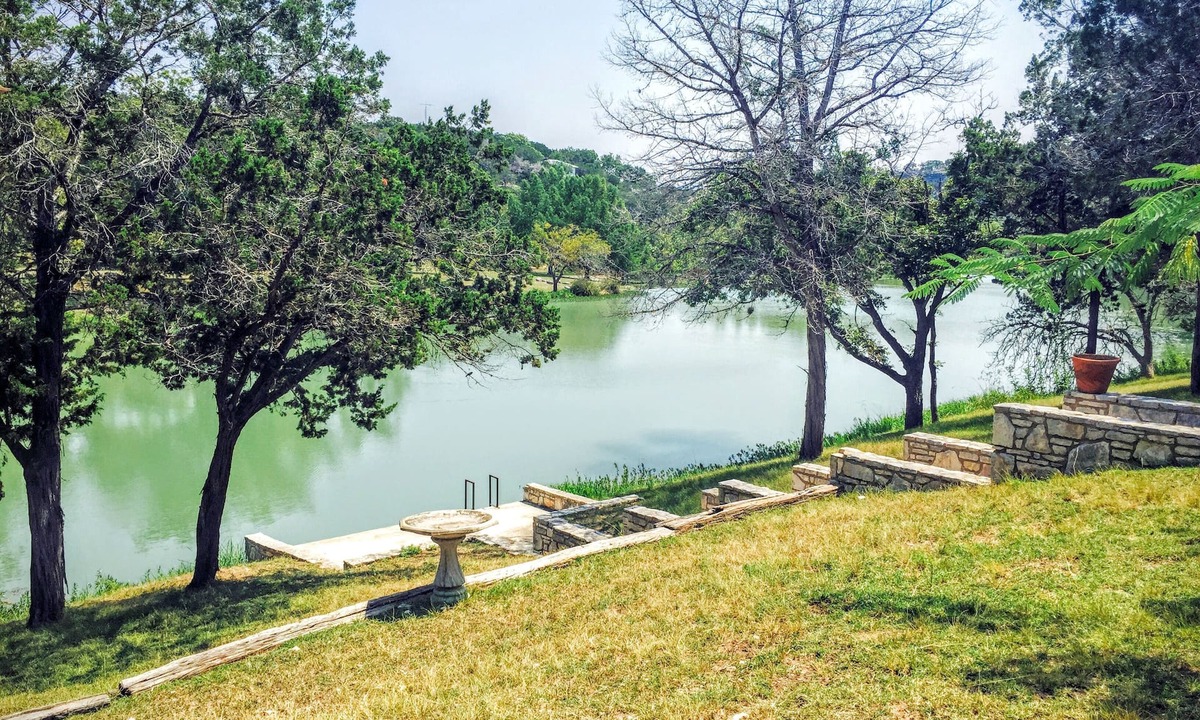 Hunt House | Beautiful Riverfront Property on the Guadalupe River