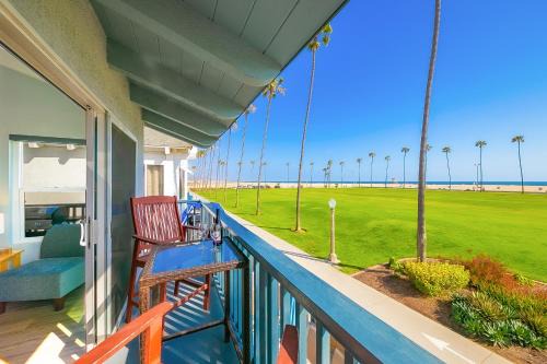 Balboa Peninsula House | Blue Coast A
