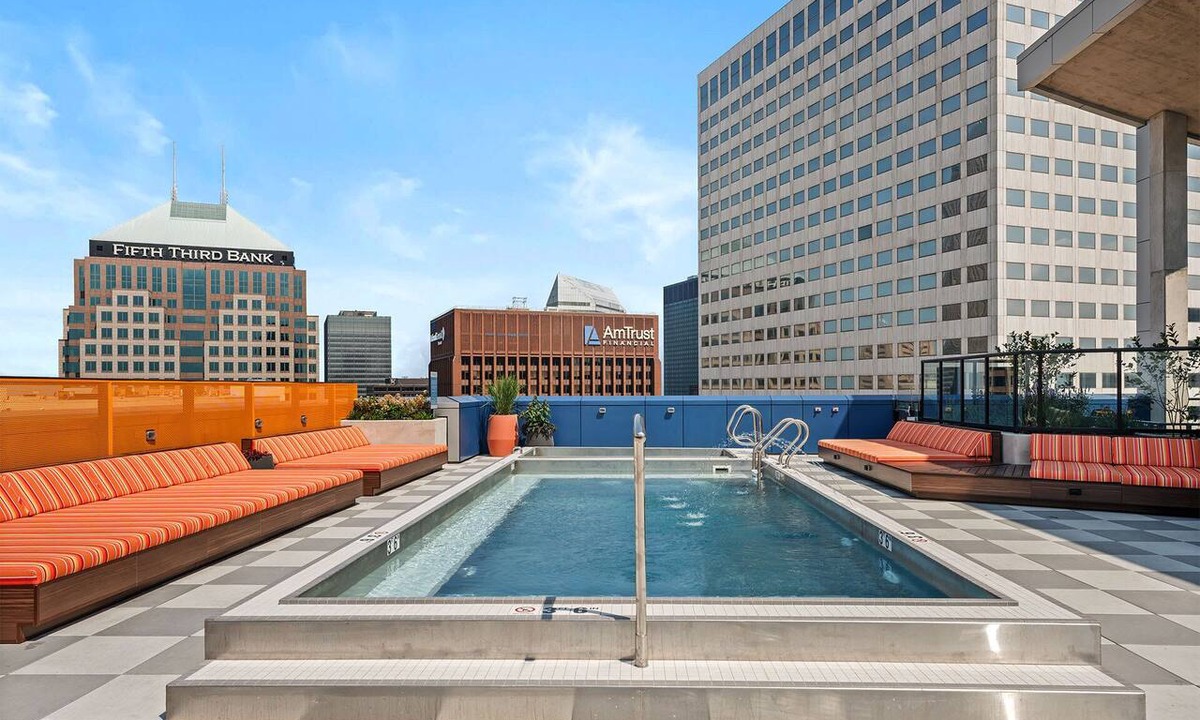 Gateway District Apartment | Central apartment with double queen beds