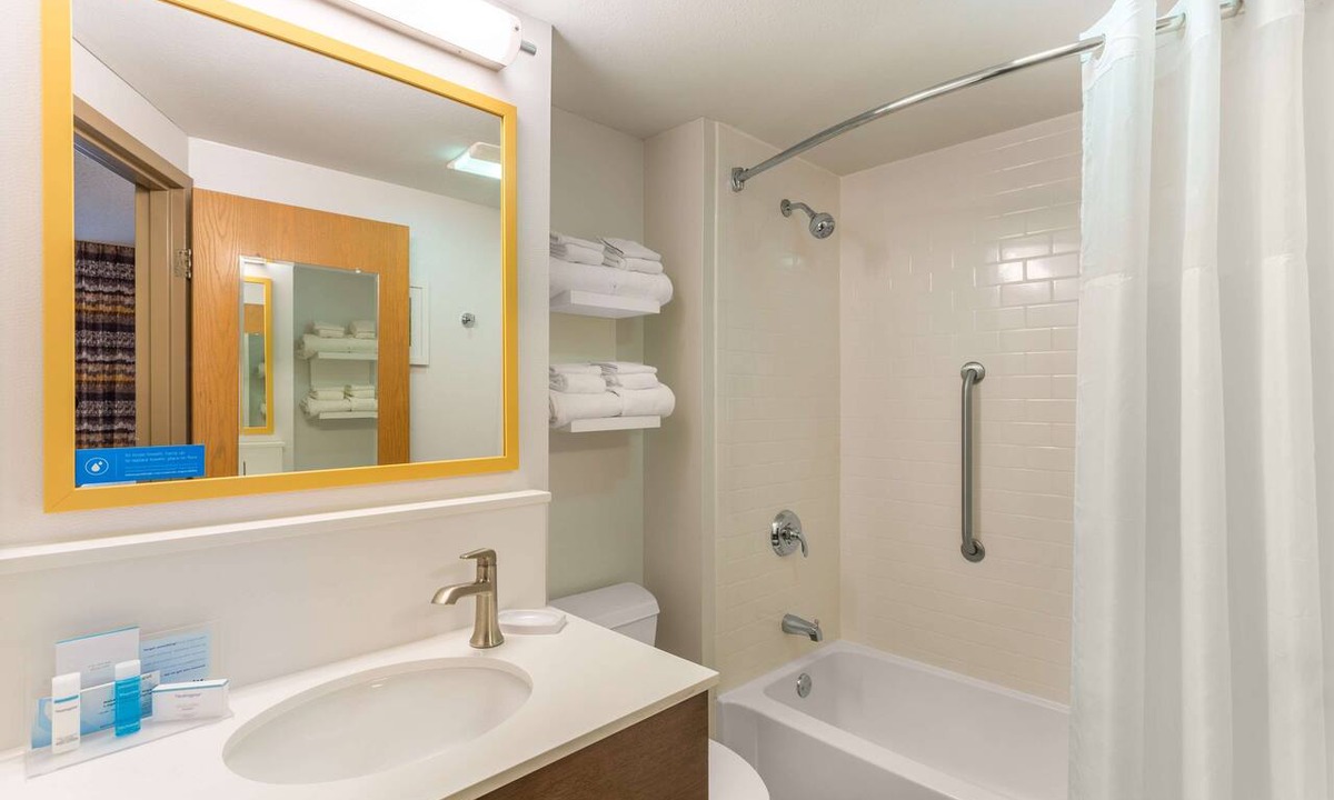 Southwest Area Hotel | Hampton Inn - Cedar Rapids
