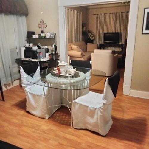 Ruston Bed & Breakfast | Restful 2