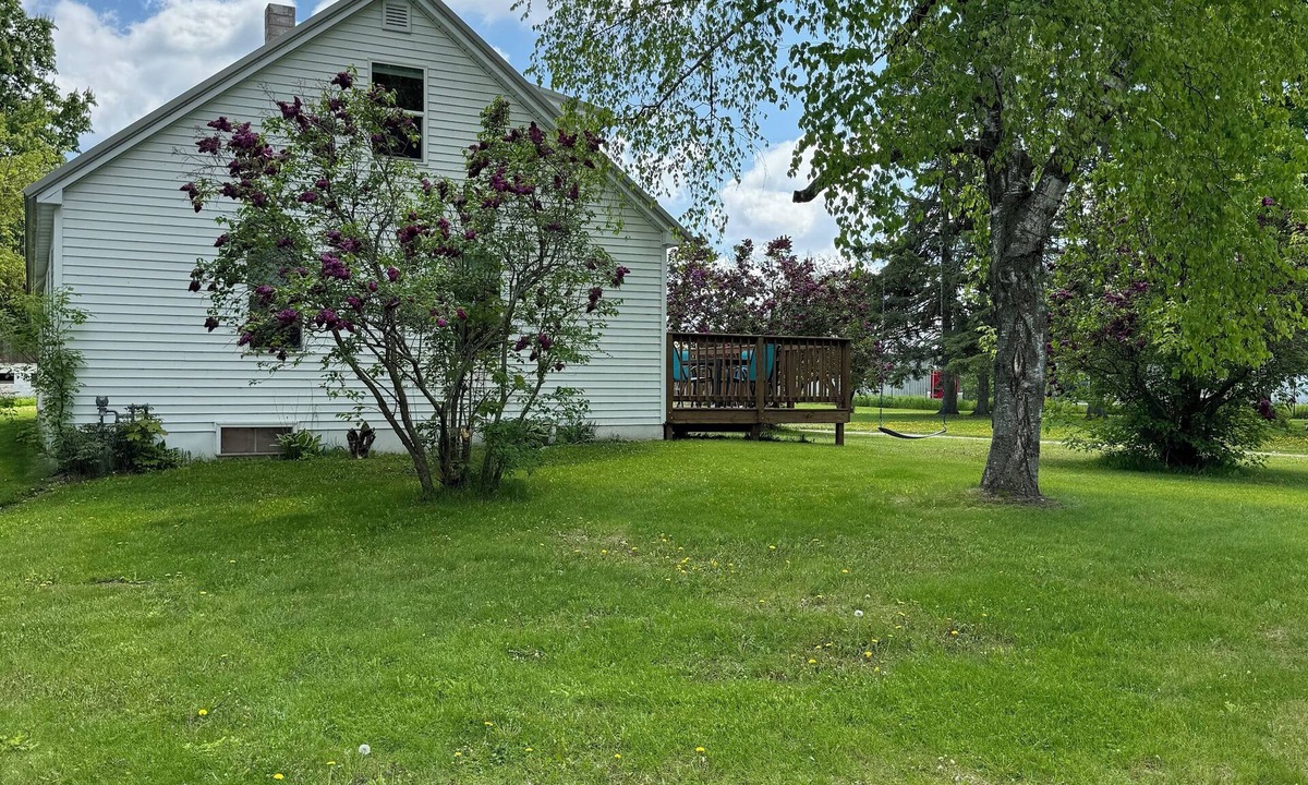 Suring Other | Restored farm house by amazing Kelly Lake and all of it's amenities!