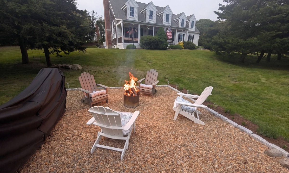 West Barnstable House | Spectacular 3-bedroom adult beach retreat at the end of a quiet cul-de-sac.