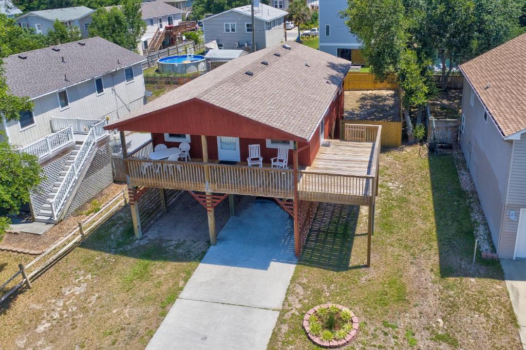 Colington House | Sullivan's Sandy Paws KDH133