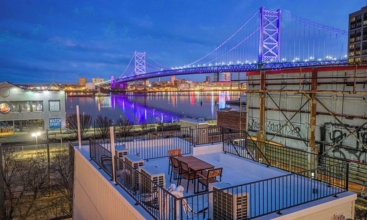 Old City Apartment | The Blanco | Luxe 2BR Suite with Private Rooftop