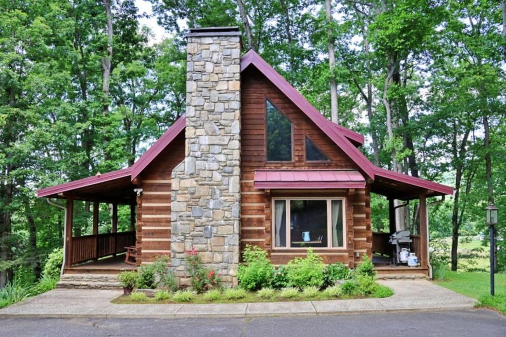 Cherokee House | The Highland