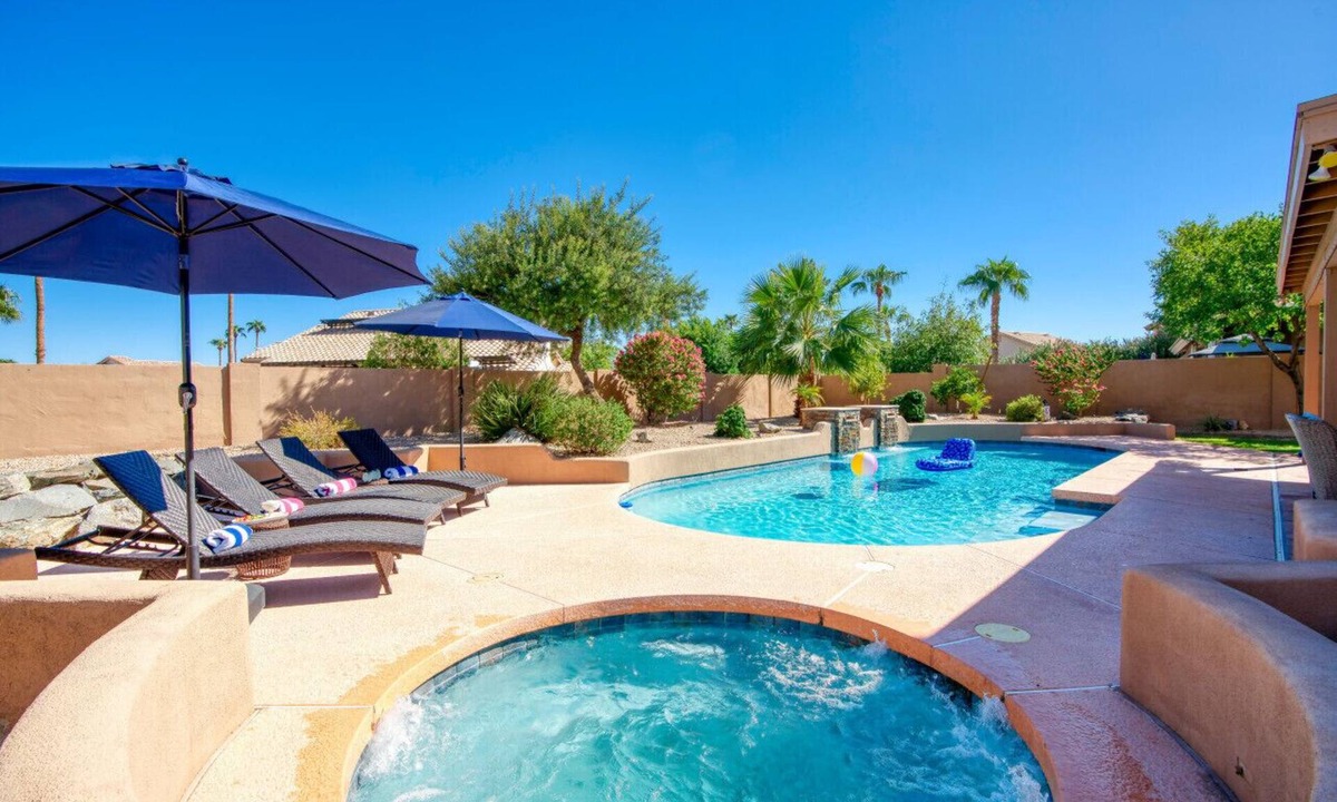 Ahwatukee Foothills Villa | Upscale Phoenix Abode: Walk to South Mountain Park