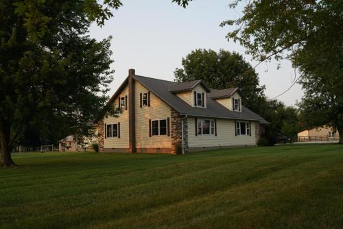 Lawrence County House | Yoder's Farmstead