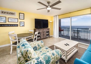 PI 406: Sunset Shores - Take A Look! Perfect Beach Retreat with Beach Service in Fort Walton Beach