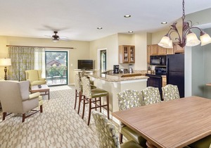 Wyndham Smoky Mountains Resort - Spacious 2BR - Pools Hot Tubs Dollywood in Sevierville