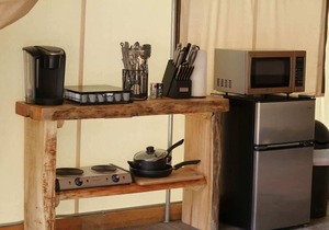 Zion, Bryce Glamping with Heat, AC, & Private Bath in Orderville