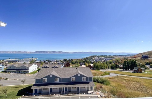 Harbor Village Condo | 3 Bedroom Lake View Condo 874 #1 (Bear`s Den)