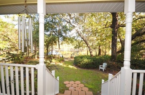 Old Town House | 4 BR/3 BA Riverfront Home on the Suwannee River