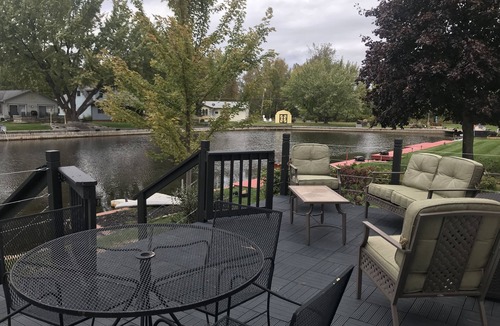 Prudenville House | Beautiful Canal Front Houghton Lake 3/2. Close to trails. Golf cart use in sub