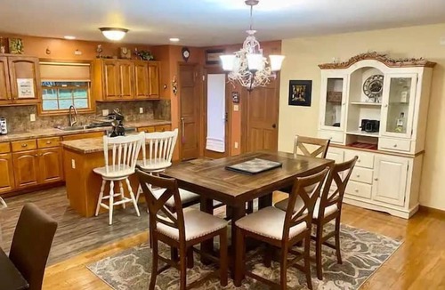 Pocono Mountain Lake House | Bushkill Beauty-HotTub, Firepit, Lake, Canoe, Pool