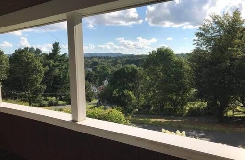 Lee House | Centrally Located Historical Home