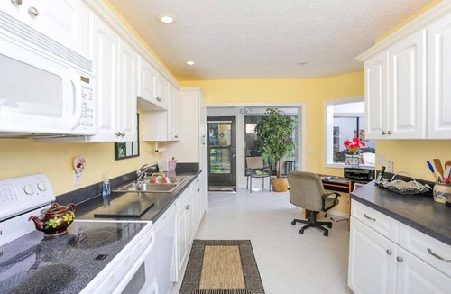 Myrtle Trace House | Cozy 3BR/2BA Lakeside Villa Close To Area Beaches - Happy Trails