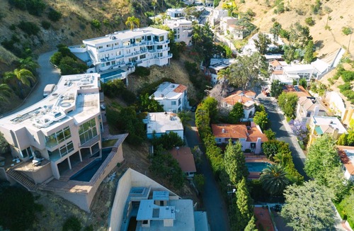 Beachwood Canyon House | Drive to Best Hollywood Sign View! Dog Ok Beachwood Canyon Bungalow w Garage
