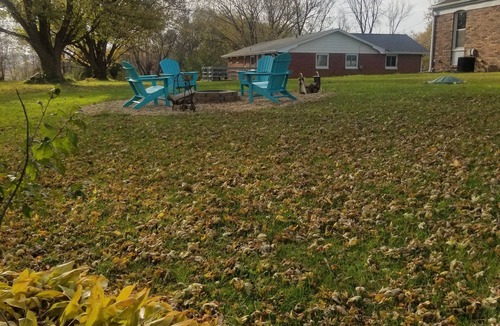 Dubuque House | Entire house. Bonus Game Rm. Lg yard w/firepit/driveway/garage.