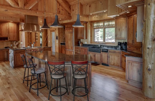 Longville Cabin | Family reunions at a large log cabin, lodge, family reunions, lake front