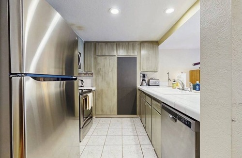 Sun Valley Condo | Freshly remodeled, ski-in/ski-out condo with pool, hot tub, & clubhouse