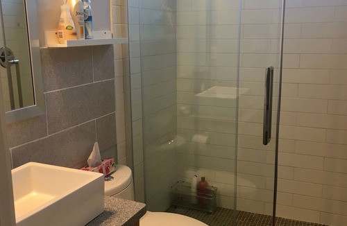 Sechelt House | Fun Suite between two waters
