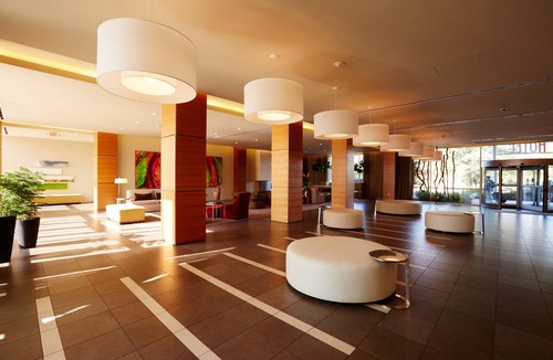 Champaign Hotel | I Hotel And Illinois Conference Center