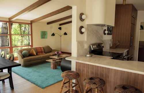 East Troy House | Lake Happy Chic Stay Steps from Lake Beulah