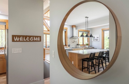 Nebo House | Lakeways A-Frame Near Lake James Game Room · Gym · Golf · Fire Pit · Sleeps 10