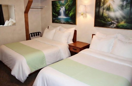 Ely Hotel | Paddle Inn