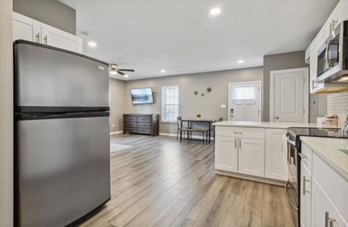 Buckroe Beach House | Pet-Friendly Guesthouse, Walk to Beach