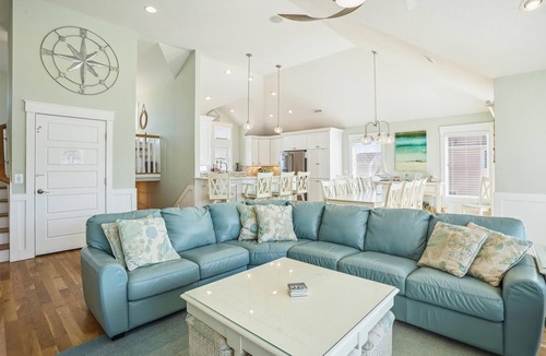 Ocean Sands House | Private heated Pool, Elevator, HotTub, Pets, Pool Table