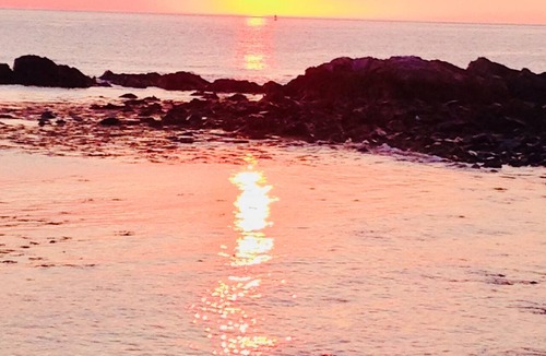 Ogunquit Apartment | Quaint Ogunquit Condo 5 Min.Walk To Perkins Cove & Marginal Way