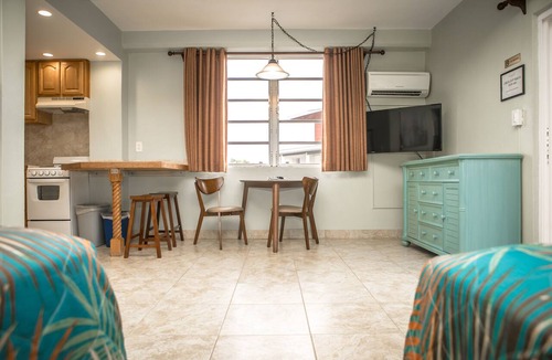 Islamorada House | Ragged Edge Resort & Marina