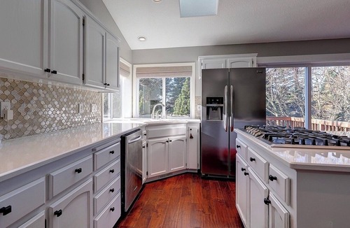 West Haven-Sylvan House | Renovated Portland Single Story Home- Wine Country, Amaterra, Nike, Zoo, Intel