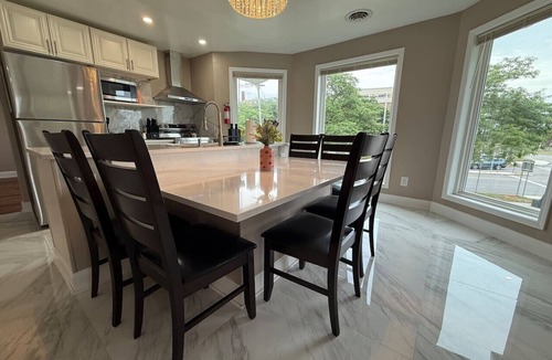 Downtown Niagara Falls House | *Riverview*Walk to Falls*Newly Renovated*4 BDRMS*