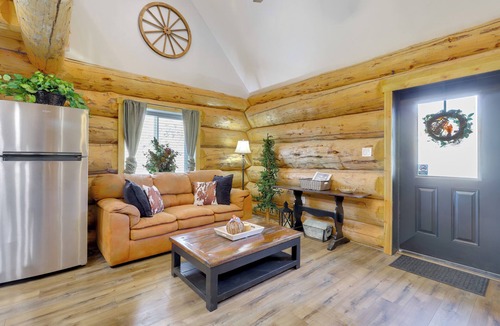 Gusher Cabin | 'Rustic Cliff Ranch B' - Uintah Basin Retreat!