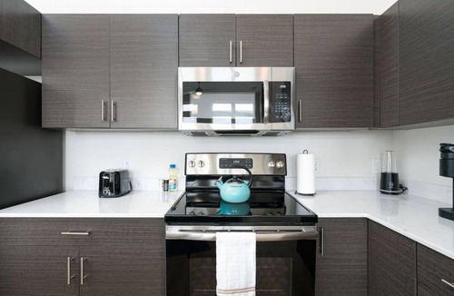 Indianapolis Apartment | Spacious 2BR Broadripple Village