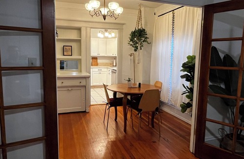 Nob Hill Condo | Stylish 1BR condo in historic building- premium location in Nob Hill NW Alphabet