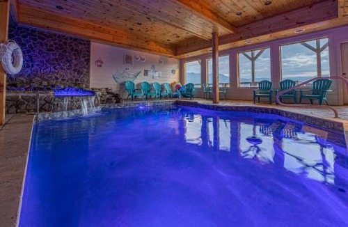 Chalet Village North House | Swimmin N Da Clouds