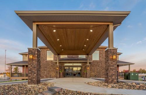 Staples Hotel | Timberlake Hotel