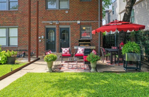 Oak Lawn House | World Cup Ready in Dallas - Uptown/Oak Lawn