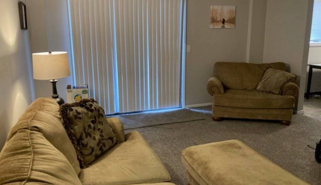 1 Bed, 1 Bath Private Condo w/Carport in Bloomington