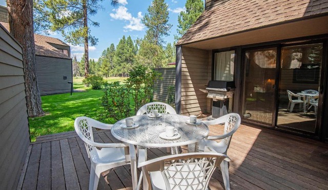 26 Mountain View Lodge - Meredith Lodging in Bend