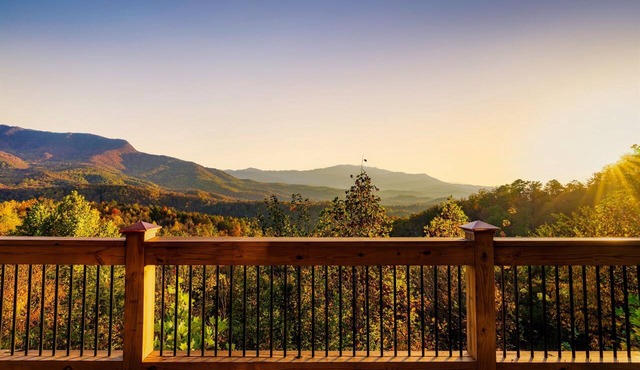 4Suites| AugDeal | View | HotTub | FirePit | GmRm in Gatlinburg