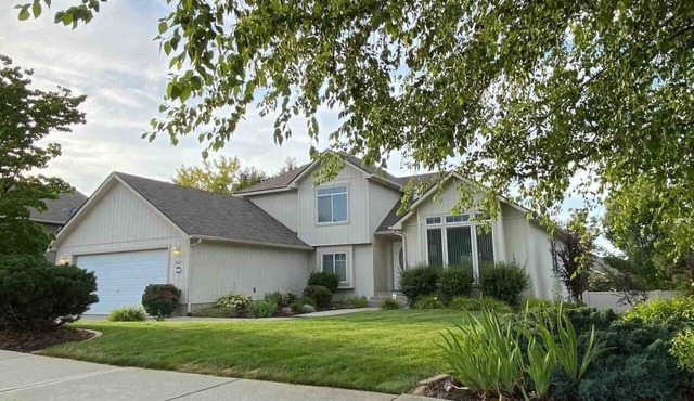 «6 bdrms+Sleeps 12»«Golf Biking Silverwood CDA» in Spokane Valley