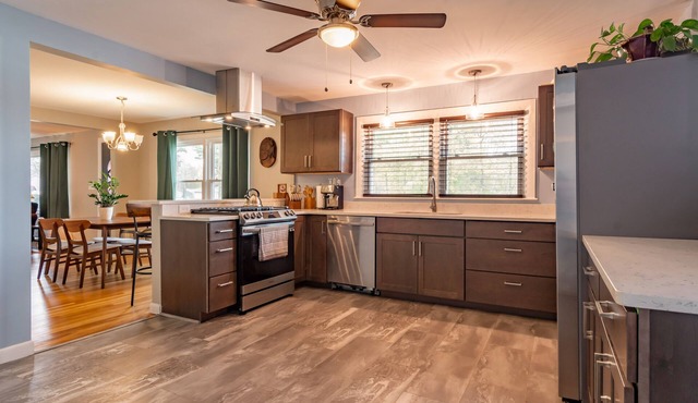 A spacious modern elegant 3 bedroom Ranch, Whole House located in South Nashua. in Nashua
