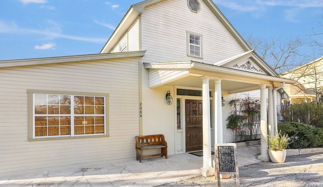 Agave Chapel | 2/2 Cottage | Walk to Main in Fredericksburg