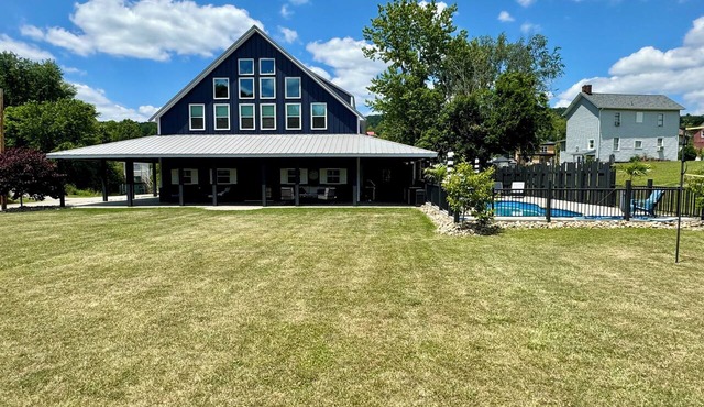 Amazing Riverfront Home in Roscoe