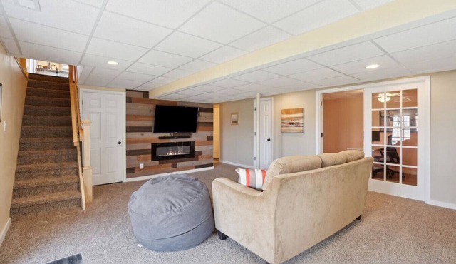 Beach Access/Kid Friendly/Park/Office/4BR/2B in Norwalk